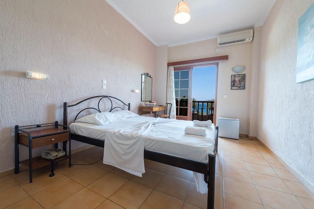 Galaxy Hotel Argostoli  Exterior photo