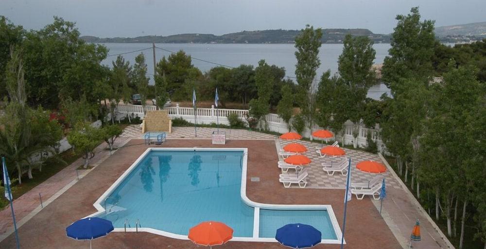 Galaxy Hotel Argostoli  Exterior photo